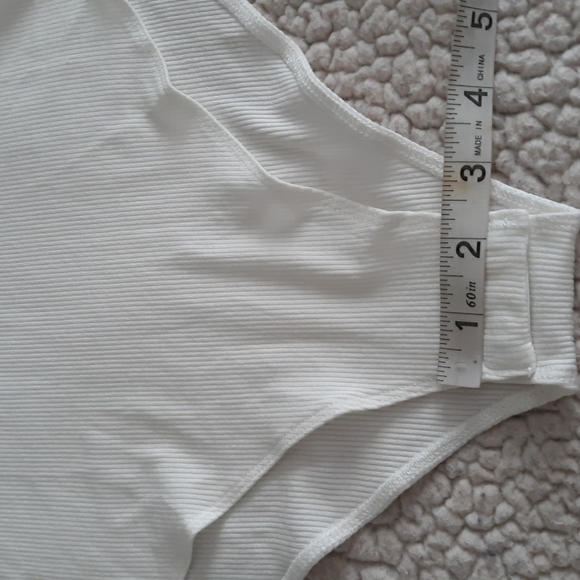 NWT Mangopop Collection Size Medium Beige Ribbed Tank Top Snap Bodysuit - Picture 8 of 14